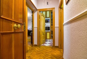 21_HALL_01
